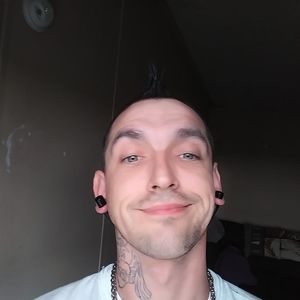 Meet your Posher, Gregory